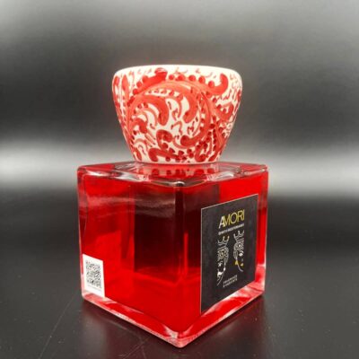WhatsApp Image 2025-12-16 at 11.28.49 Scatola 5Sensi Fragranza Rosso Etna 500 ml con collare Jonico